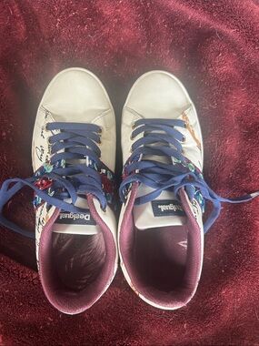 Desigual White Sneakers with Blue Laces and Purple Collar